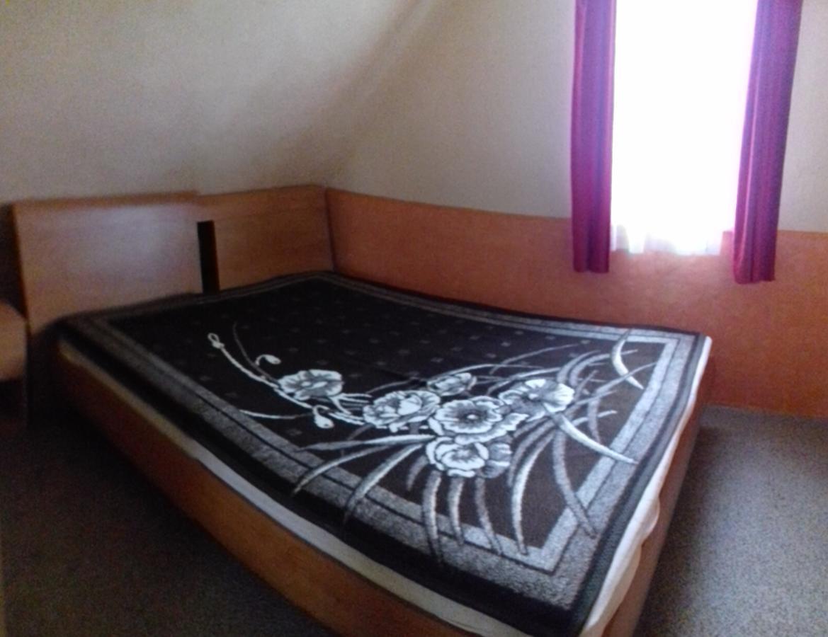 Arany Apartman Zsory Mezőkövesd Exterior foto